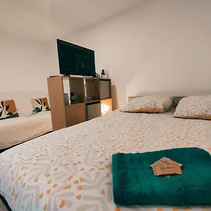 Cosy Avec Clim Et Terrasse Ideal Couple Appartement