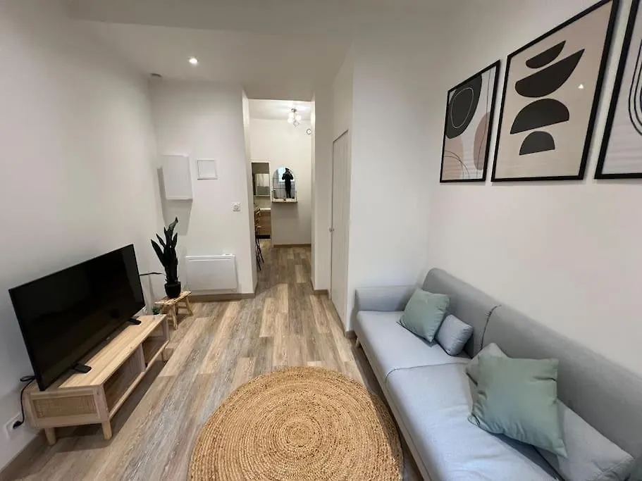 Tres Bel Appartement Neuf Avignon contacts